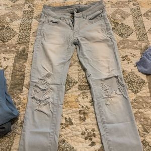 American eagle ripped jeans